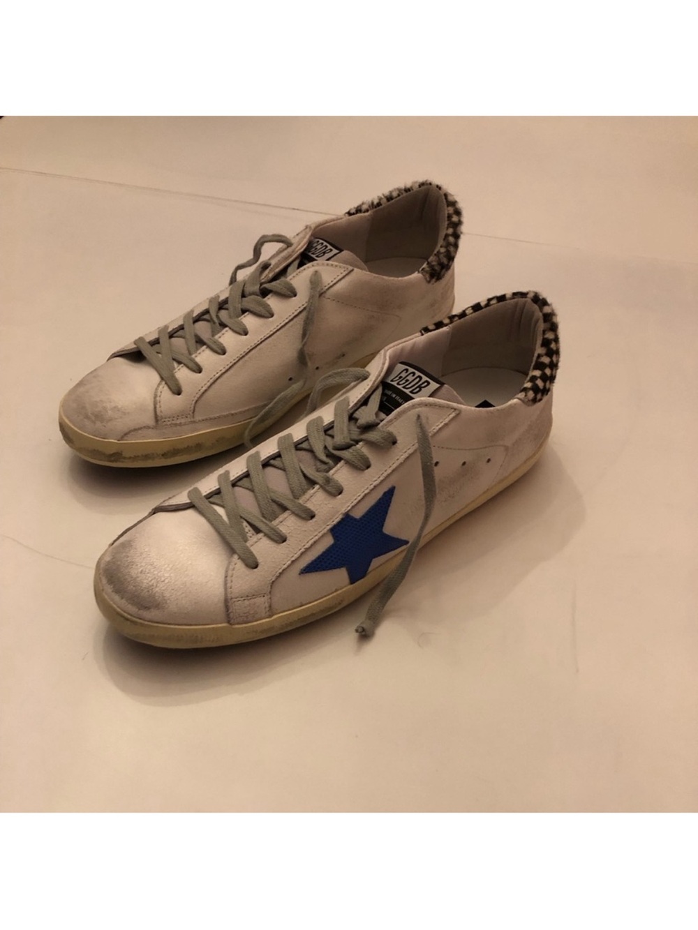 New - Golden Goose Superstar sneakers